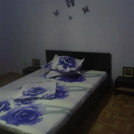Vila Emy * ナボダリ